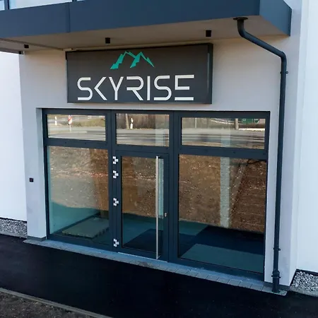 Modernes Skyroom 2