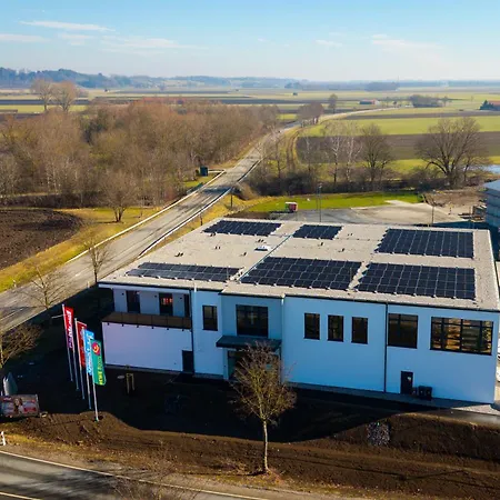 Modernes Skyroom 2 *